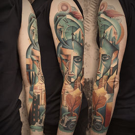 Tatuaż abstrakcyjny wykonany przez Aldonę w Szerytattoo na warszawskim Żoliborzu.