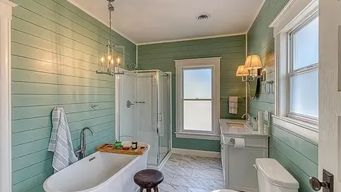 302 E 1st Master Bath.webp