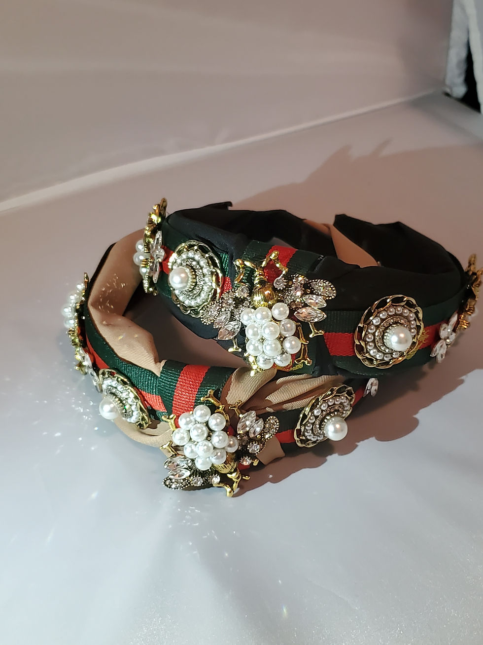 Thumbnail: Black Bumble Bee Floral Stone Pearl Headband