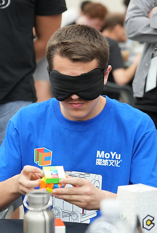Tommy Cherry doing 3x3 blindfolded solves