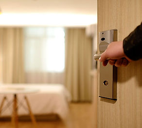 11062b_bbbac4db8a044e7a9769db74eda28124~mv2 (1).jpg