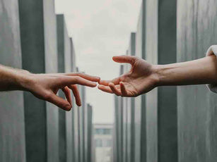 De kracht van één, kijk niet weg