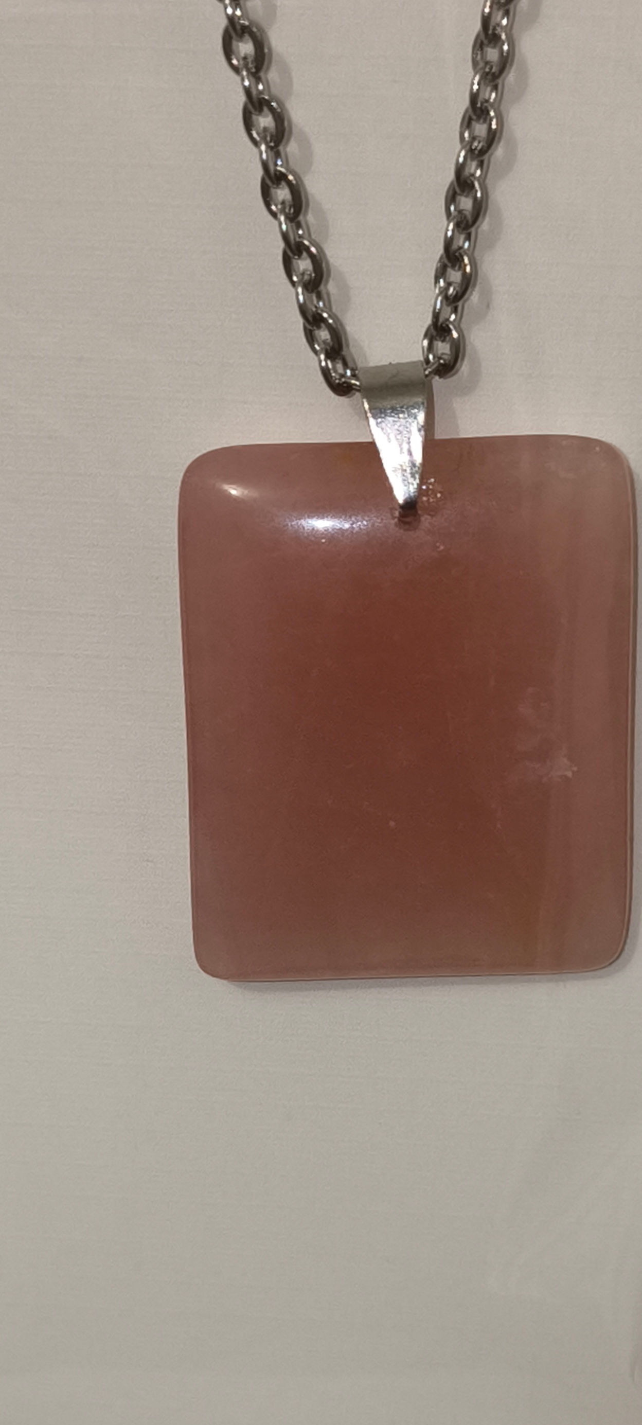 Pendentifs en pierre avec chaîne 