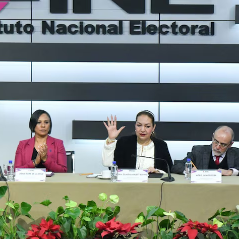 ¿Aún no tienes tu INE? Esta empresa las imprimirá por los próximos 5 años