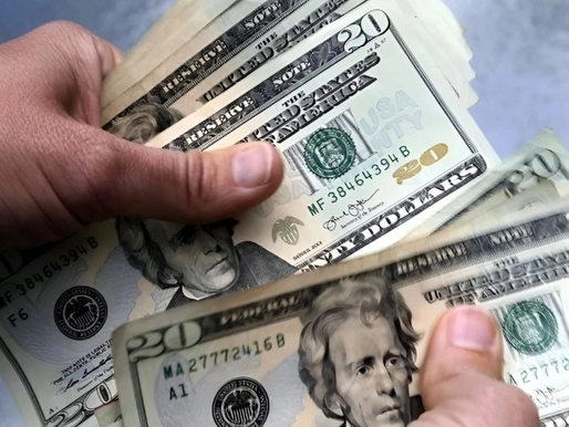 Peso retrocede 0.41%; cotiza en 18.45 unidades por dólar