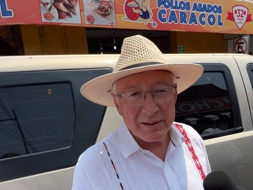 Ken Salazar acude a Chiapas para tratar temas sobre migración e inseguridad