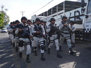 Al menos 30 elementos de la Guardia Nacional sufren severa intoxicación en Veracruz