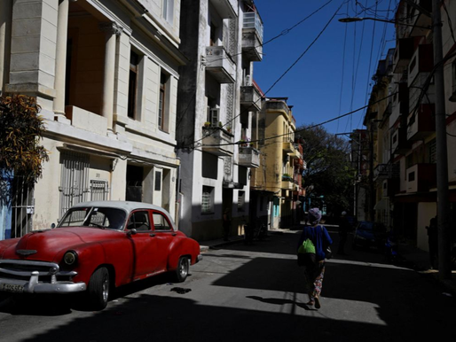 Cuba aprueba reformas hacia una mayor economía de mercado