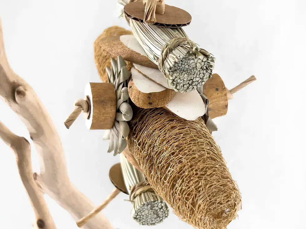 Thumbnail: Loofah, seagrass and sola wood bird cage toy for small, supporting vital beak conditioning and help ward off bird boredom.