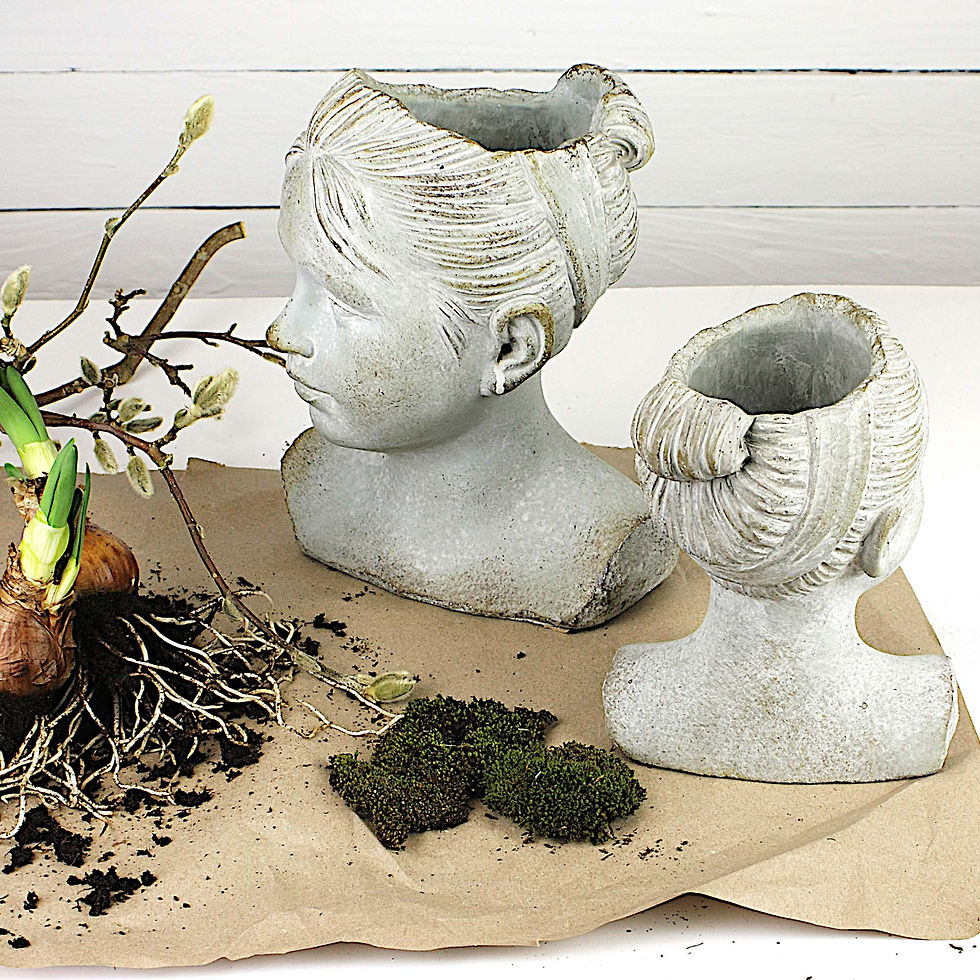 Miniaturbild: Pflanzbüste Mädchen 2 Größen