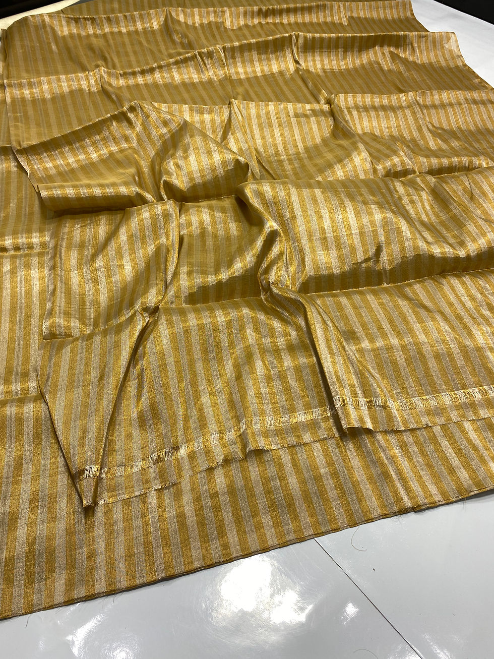 Thumbnail: Chanderi Handloom Full Tissue Saree – Code FRI88
