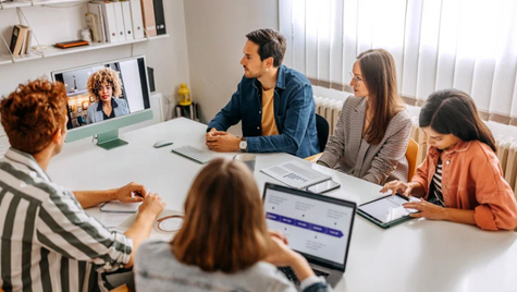 10 Tips to Ensure a Well-Run Hybrid Meeting