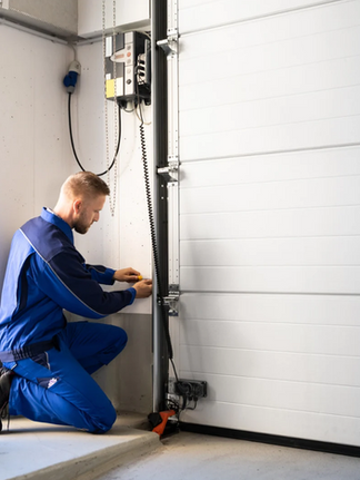 How Ontario Property Managers Can Handle Large-Scale Garage Repair Projects Without Disrupting Residents