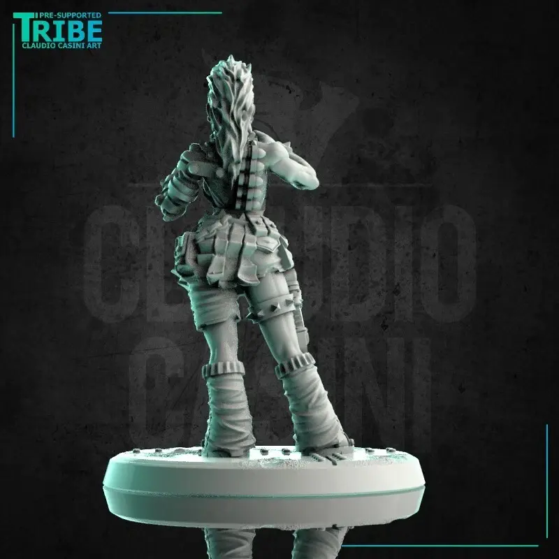 Thumbnail: Claudio Casini Art Female post apocalyptic Fighter