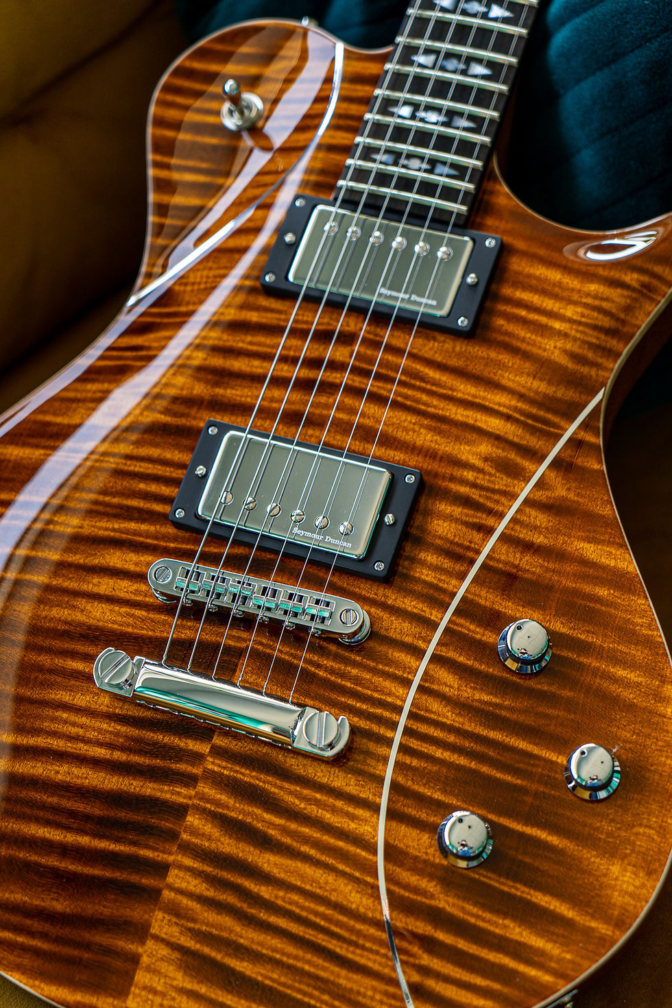 Thumbnail: Panthera II Supreme - Amber High Gloss