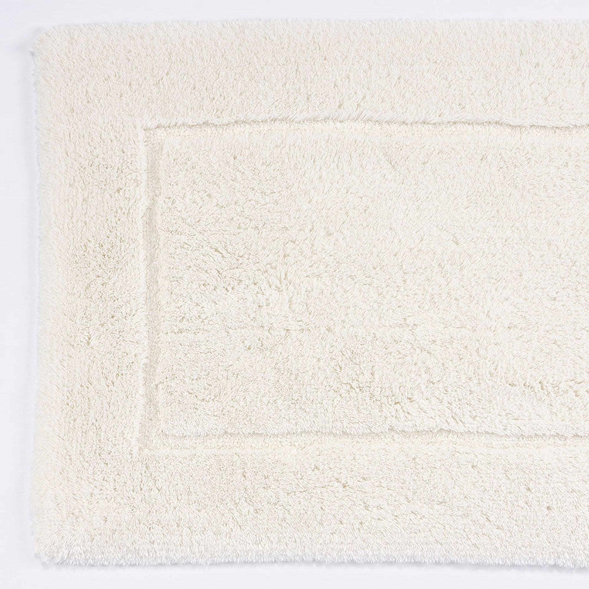 MUST | IVORY 103