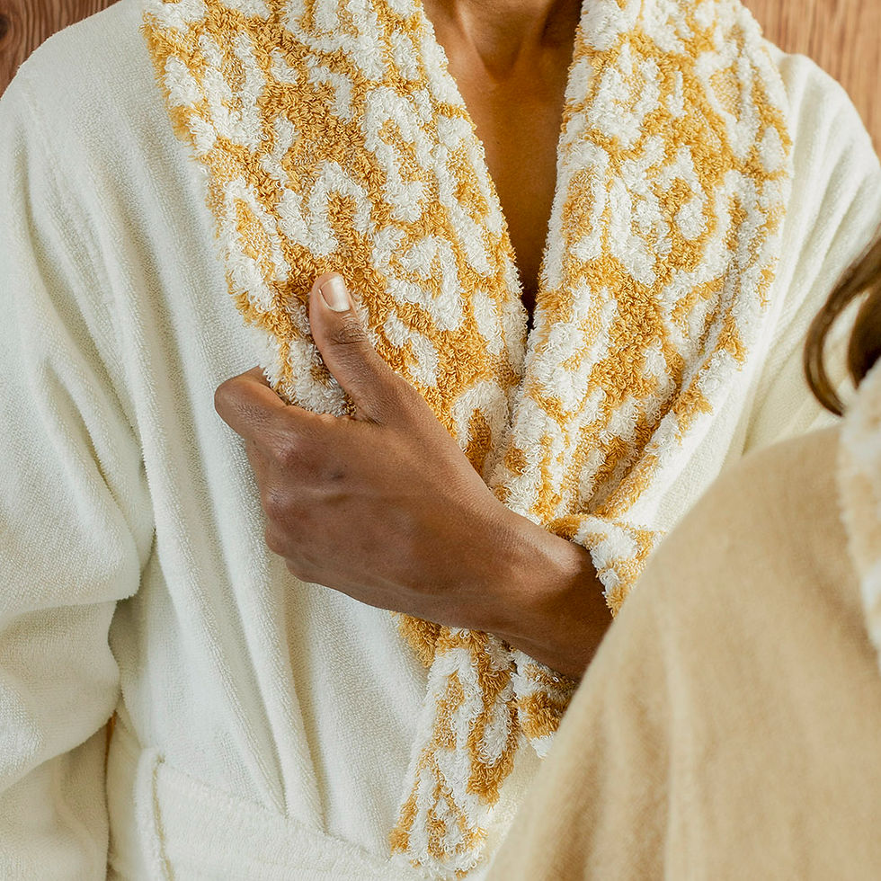 Thumbnail: SAUVAGE ROBE | GOLD 840
