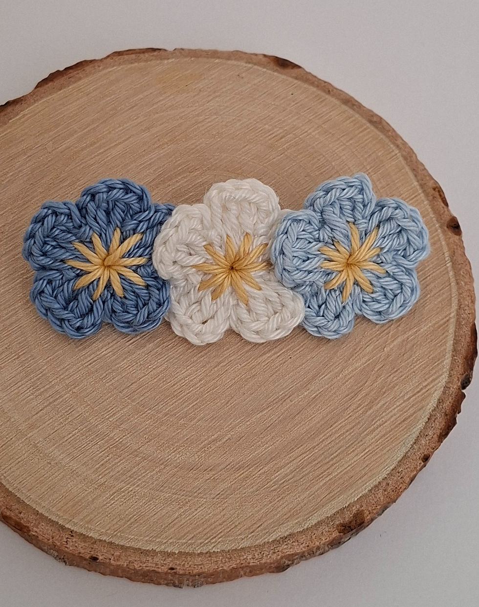 Thumbnail: Forget-Me-Not Flower brooch - Gifts