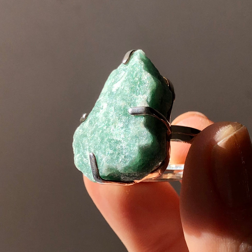 Green Quartz Ajustable Ring - Siver Plated