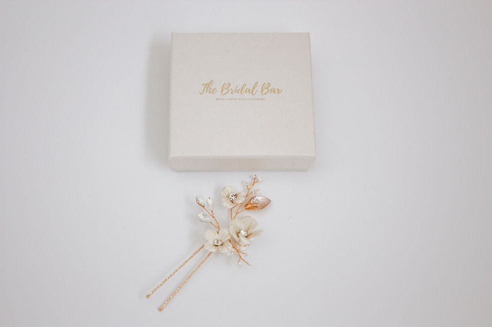 Thumbnail: Bridal pin - Vienna
