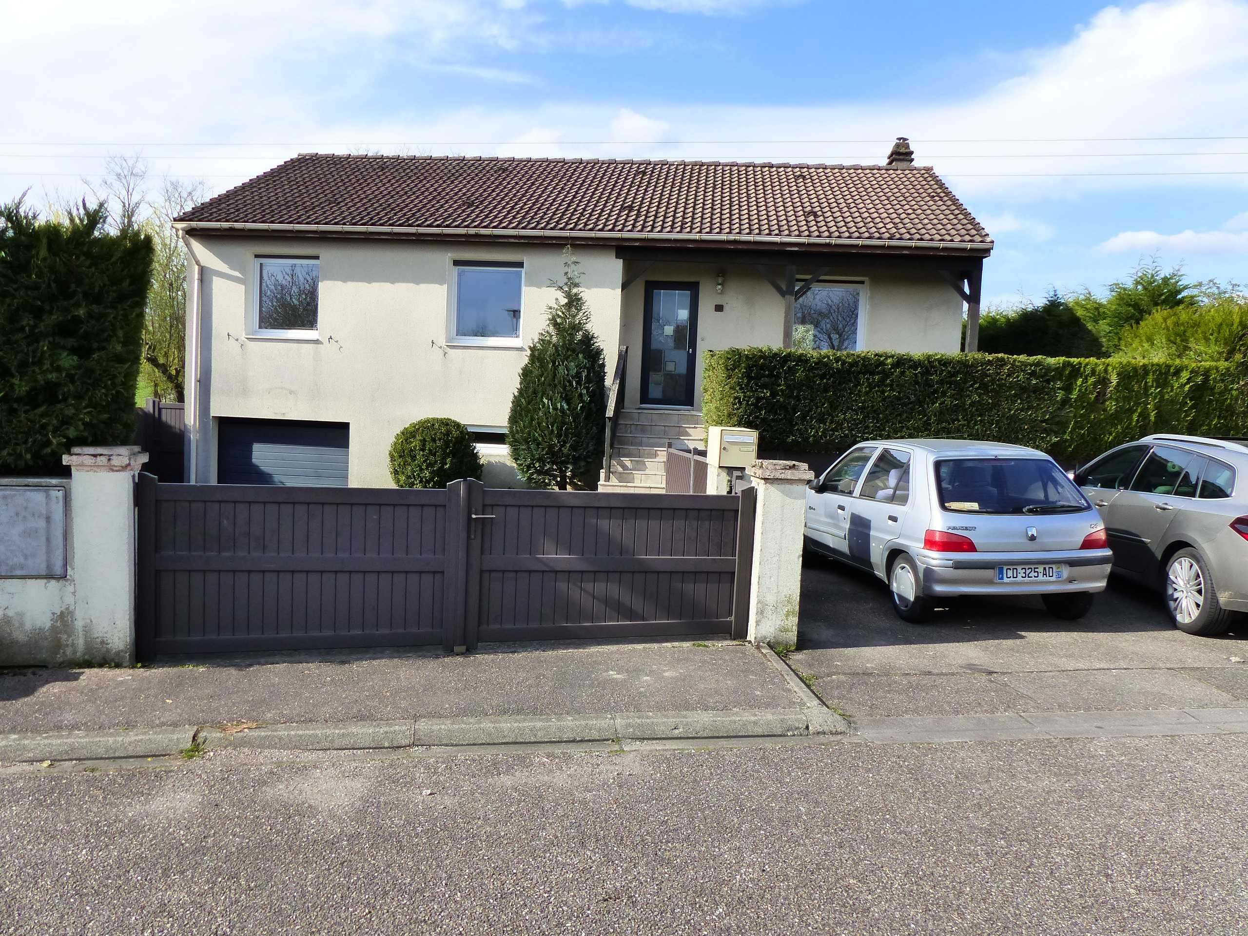 Maison ind. à Pontpierre 158000€