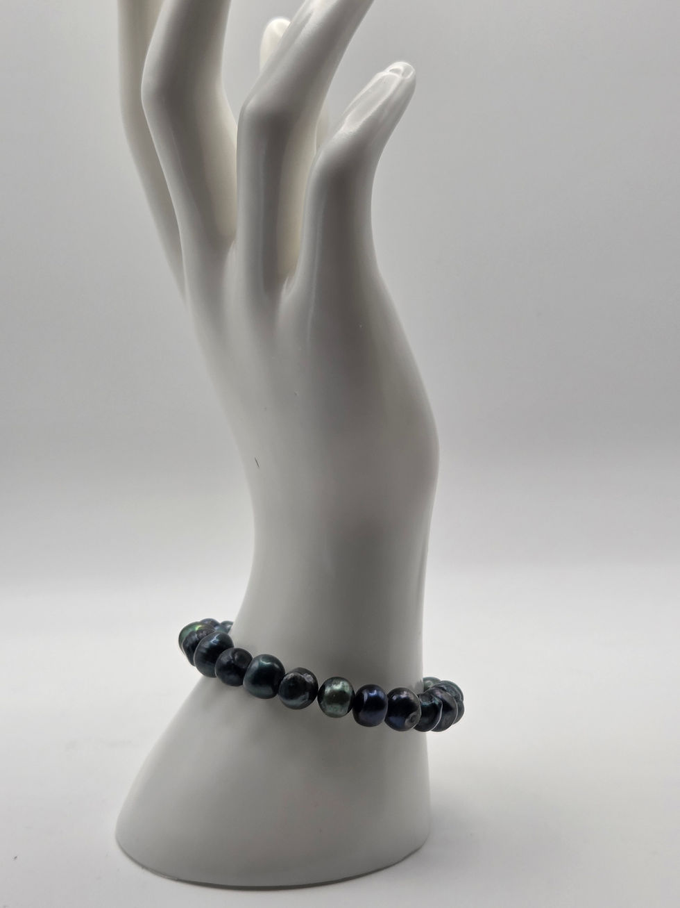 Thumbnail: Black Pearl Stretch Bracelet