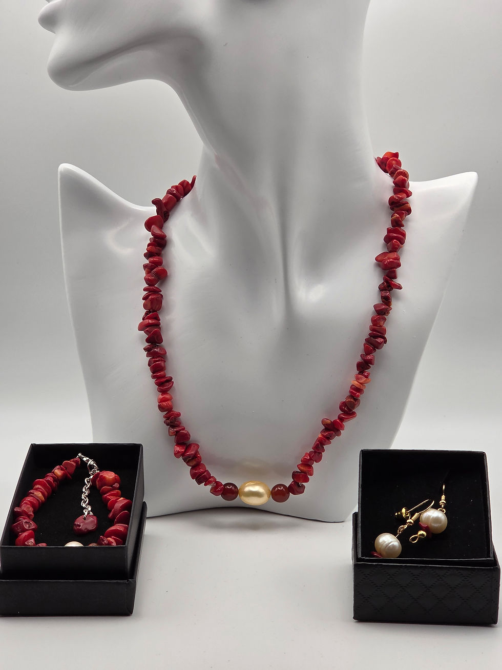 Thumbnail: Santan Necklace