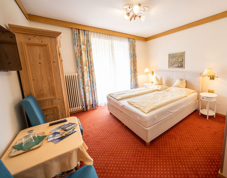 Pension Golker-233_edited.jpg