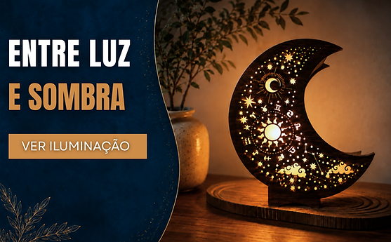2.png Luminária decorativa em formato de lua com iluminação quente em ambiente aconchegante