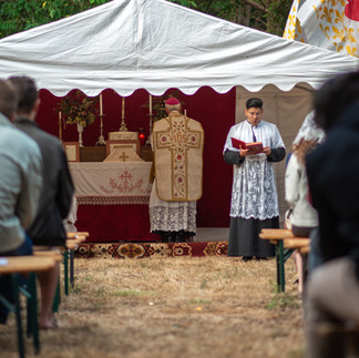Messe traditionnelle célébrée à l’université d’été catholique