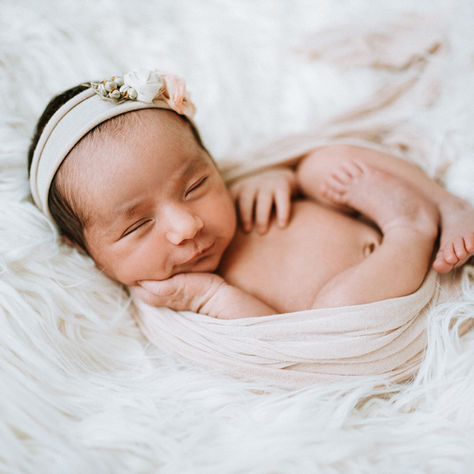POSED / LIFESTLE NEWBORN SESSION, DC