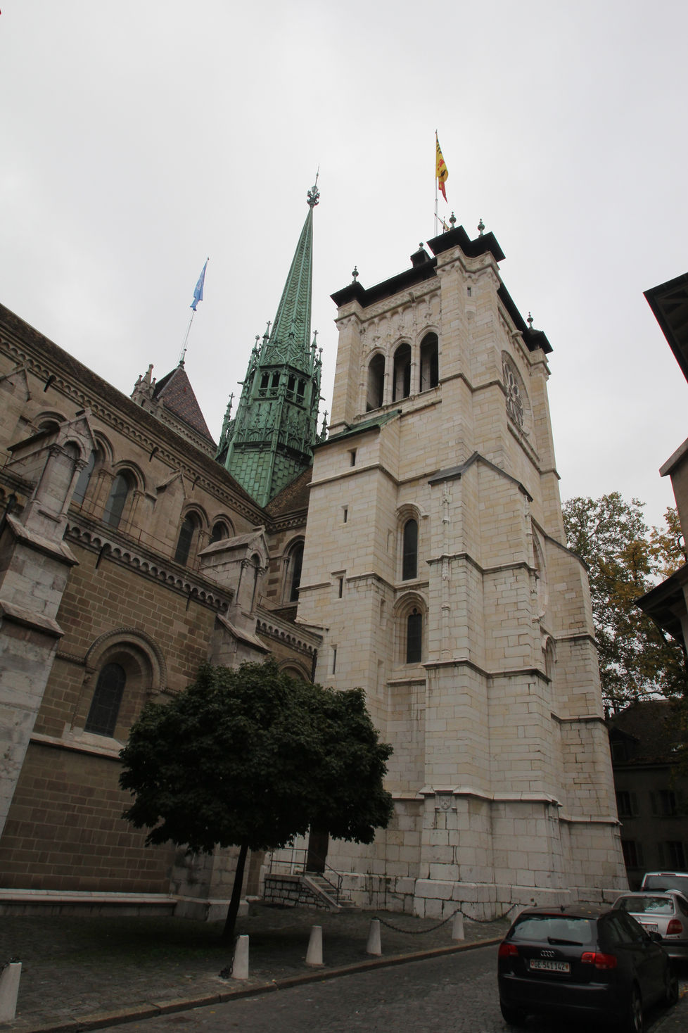 Geneva_(15626294974)