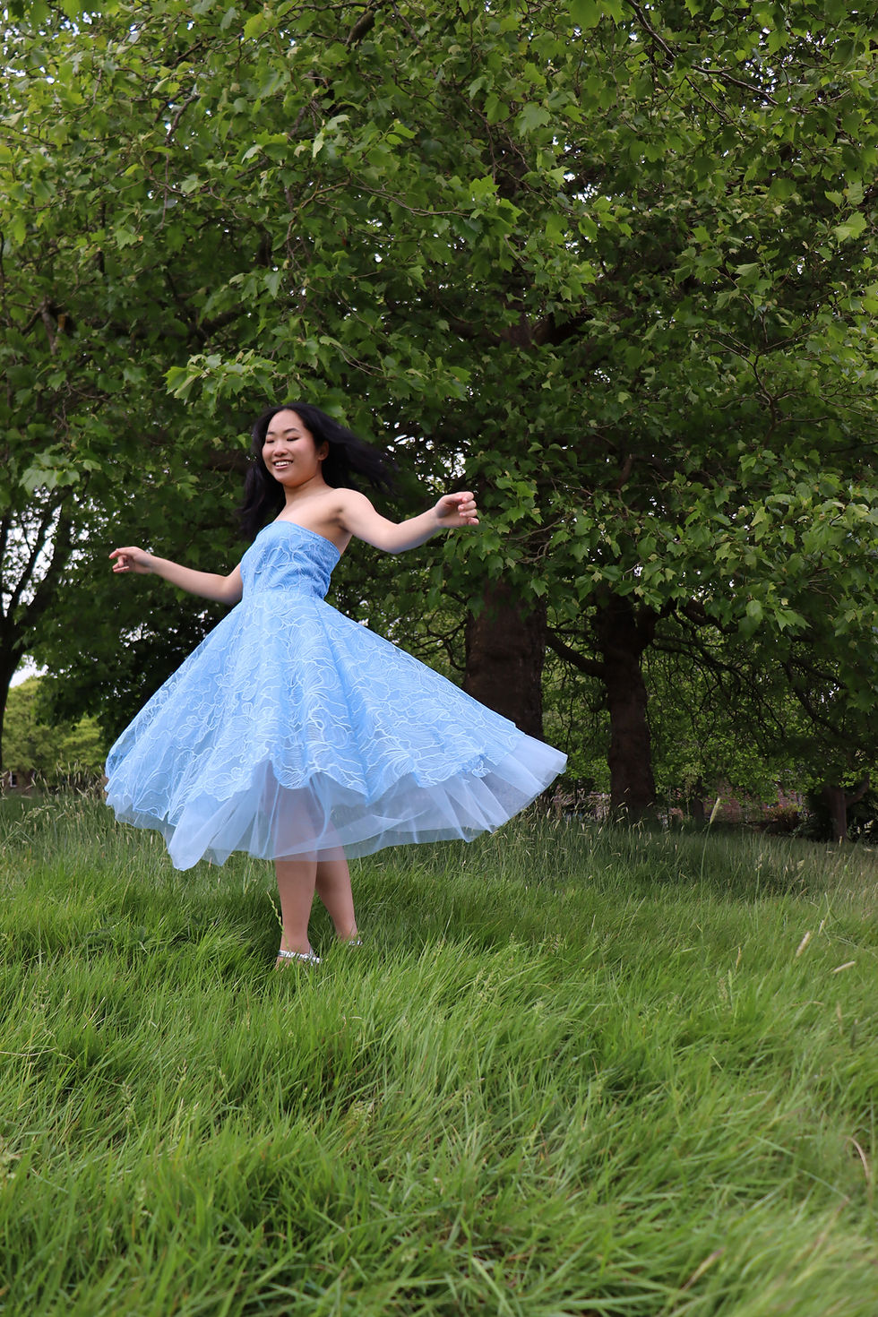 Thumbnail: Summer Sky Blue Floral Midi Dress