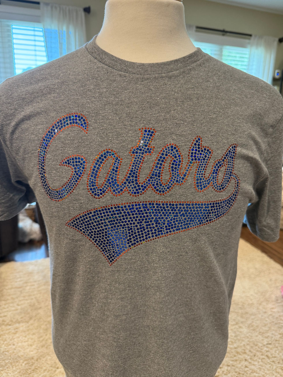 Thumbnail: Gators with tail Spangle- YOUTH