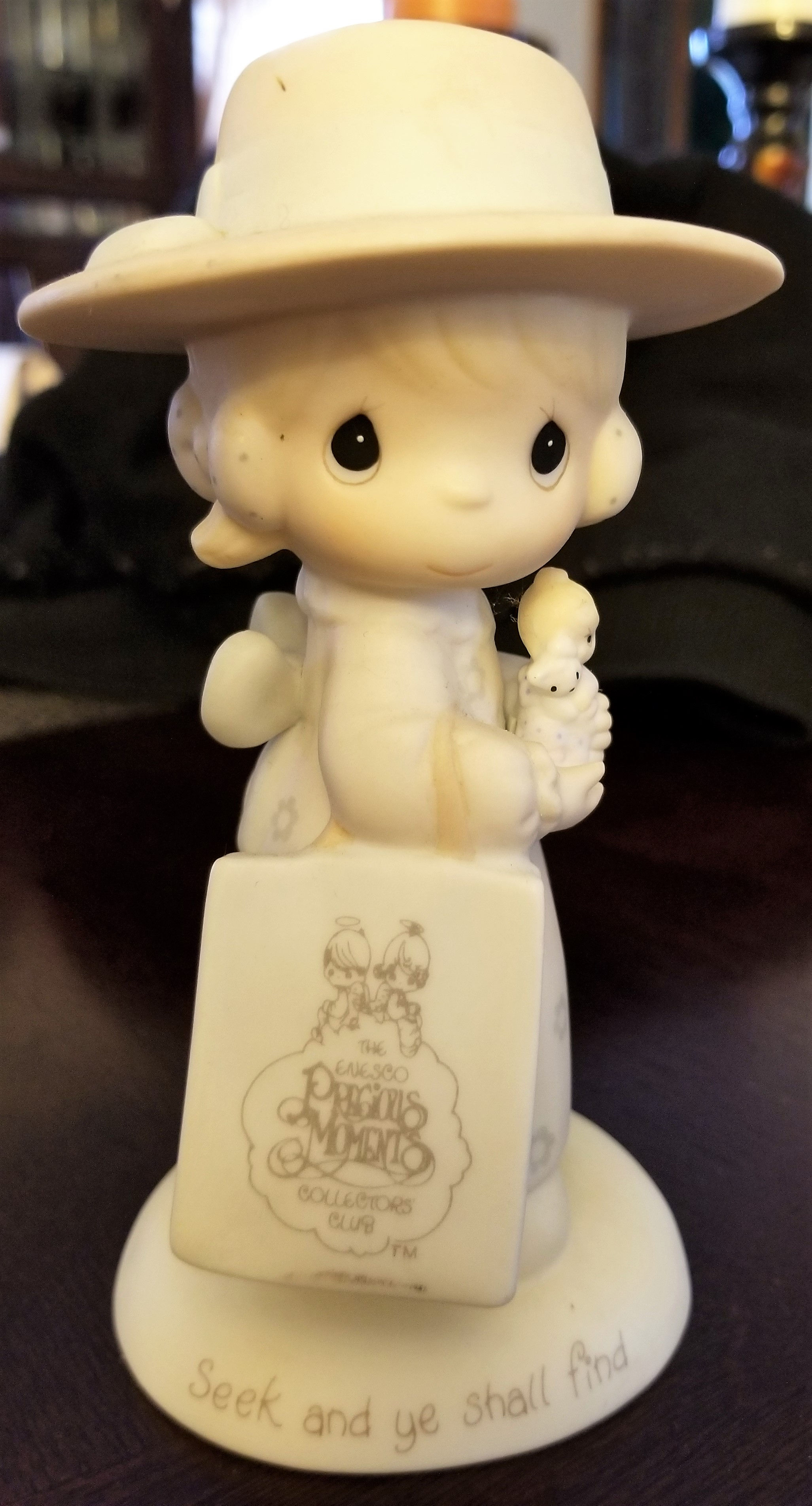 Precious Moments "Seek And Ye Shall Find" E-0005