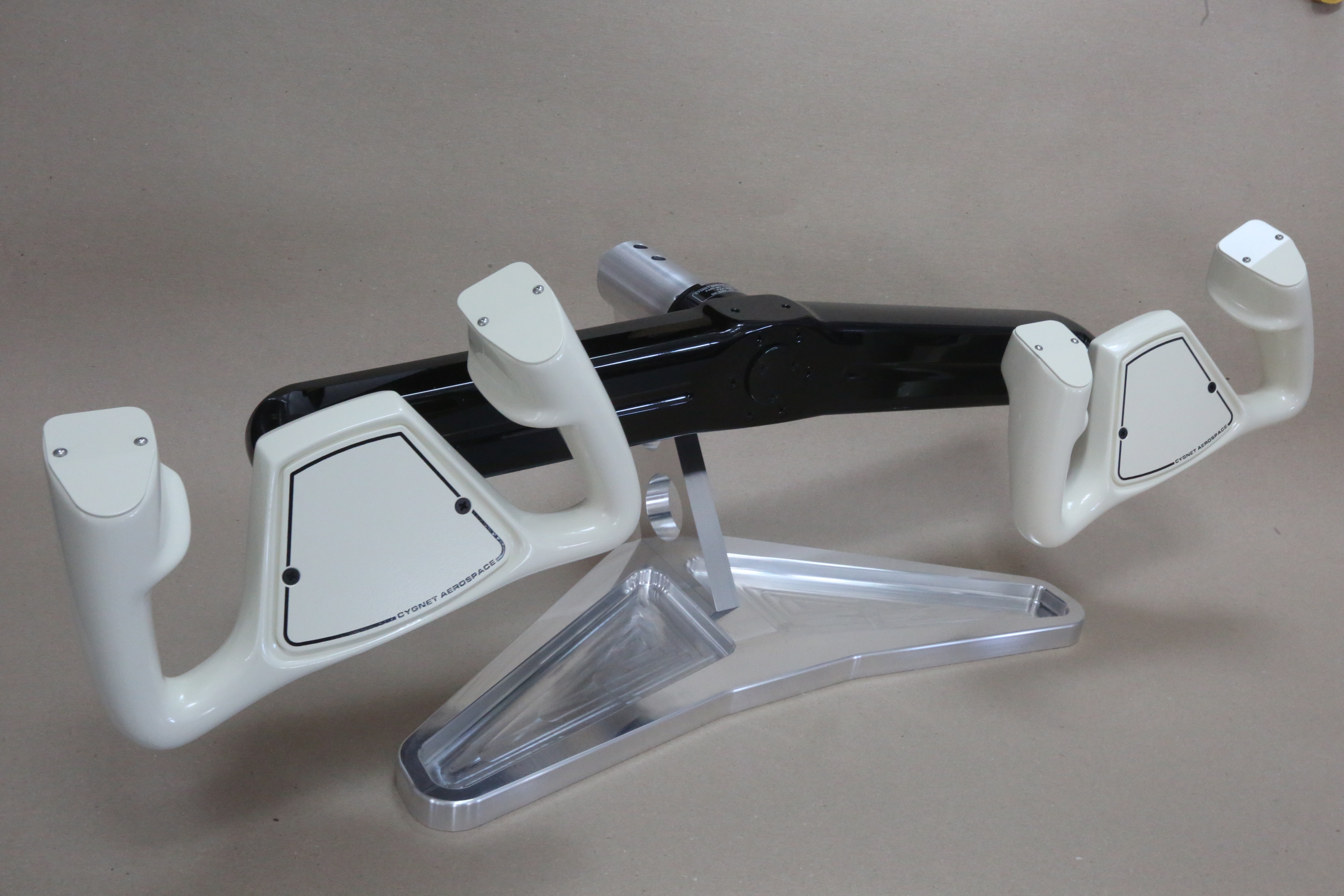 【YEGG】 Twist wing cap ♥2colors Products | Cygnet Aerospace Corp