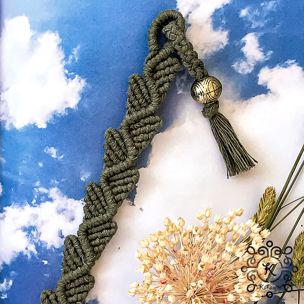 Miniatura: Macramé Bookmark DACTYLIS