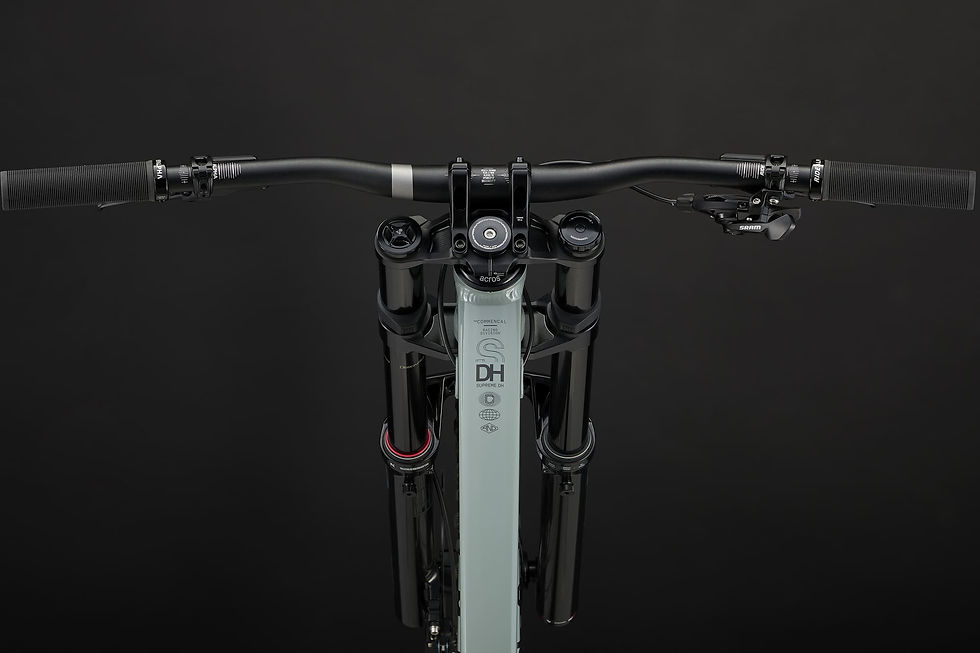 Miniaturbild: COMMENCAL SUPREME DH V5 RIDE PYRITE GREY 2026