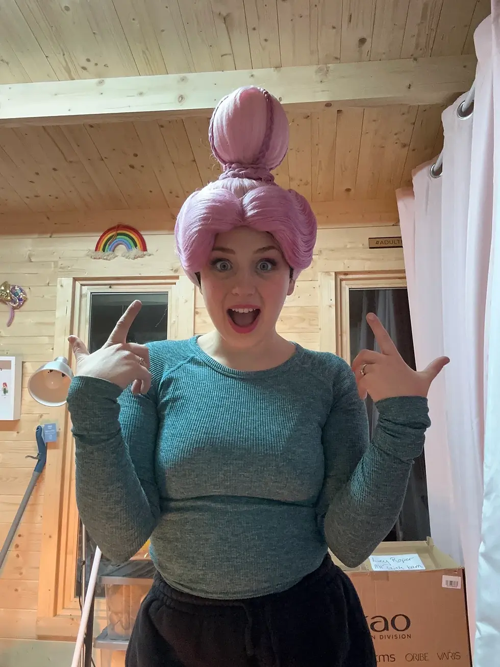 Thumbnail: Dame Wig