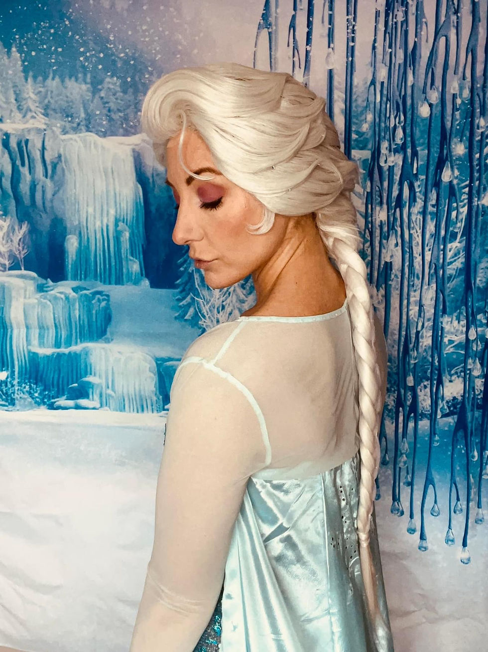 Thumbnail: Elsa Inspired Wig (Lacefront)