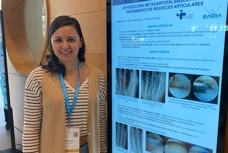 La Dra. Verónica Machado presenta un póster en el Congreso de la Sociedad Española de Mano