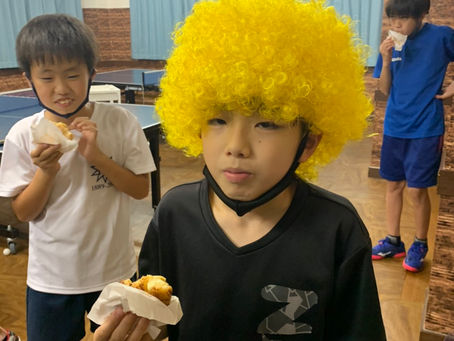 浜岡コーチの誕生日祝いでみんなでシュークリームを頂きました✨