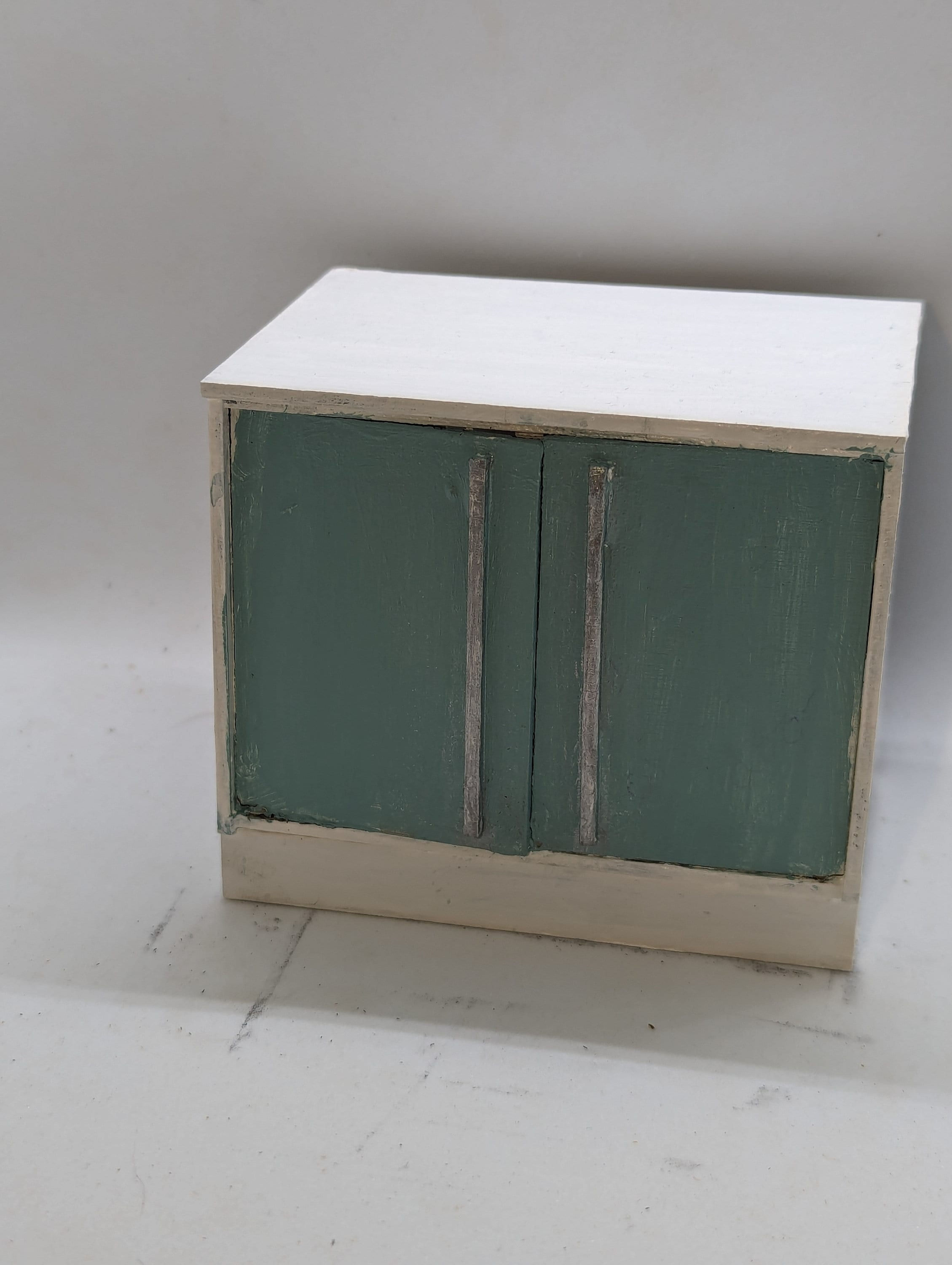 1:12 scale dolls house modern kitchen unit kit with opening doors.
