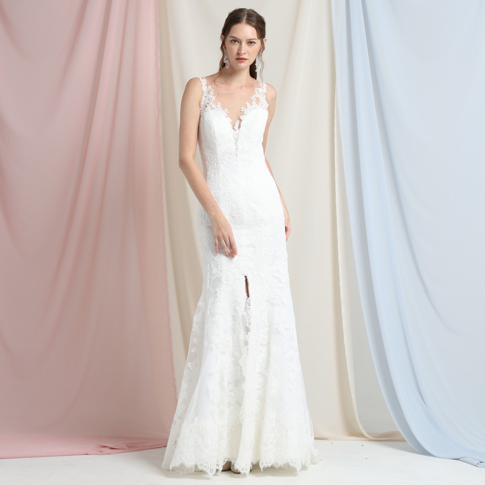 Leila - Lace V領開叉魚尾婚紗