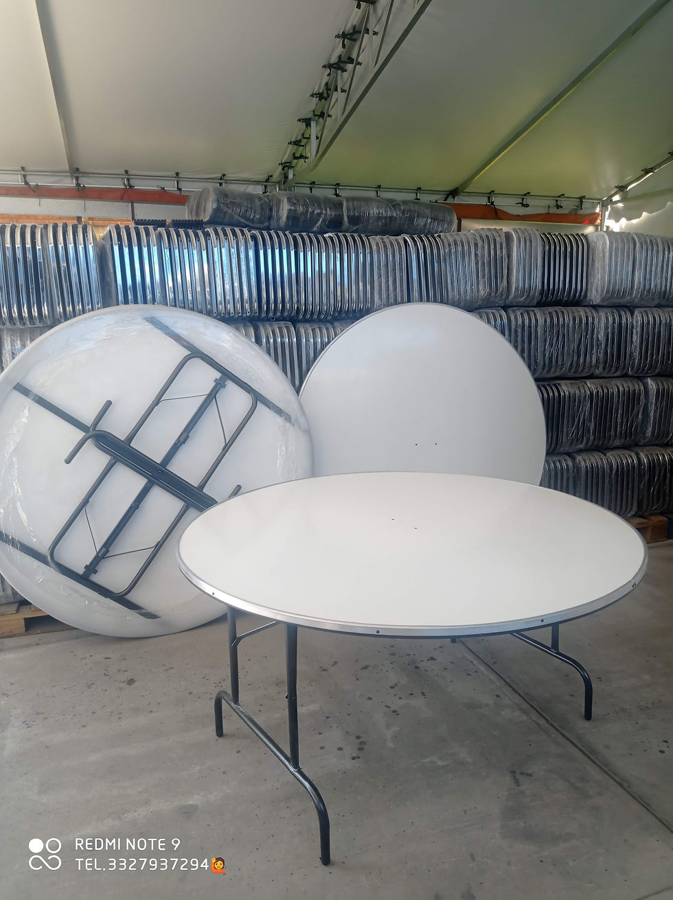 Miniatura: mesa circular de fibra de vidrio / 10 sillas