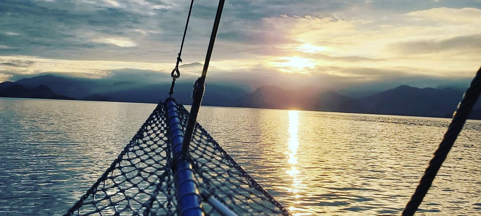 Barco Ilha dos Cocos Paraty RJ