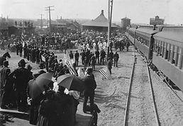 Spanish American War troops boarding train in Northfield 1898