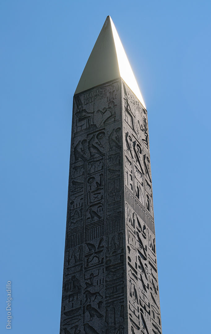 _diegodelgadillom - Diego Delgadillo - Triangulo Obelisco Paris.jpg