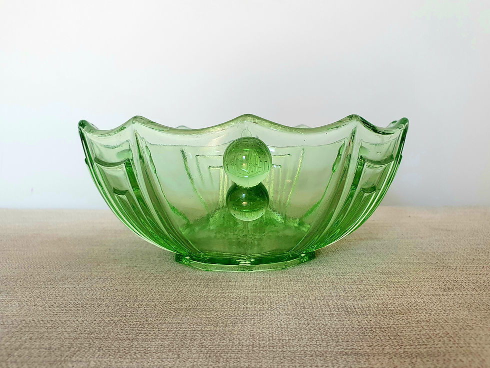 Thumbnail: Stölzle Uranium Glass Bowl