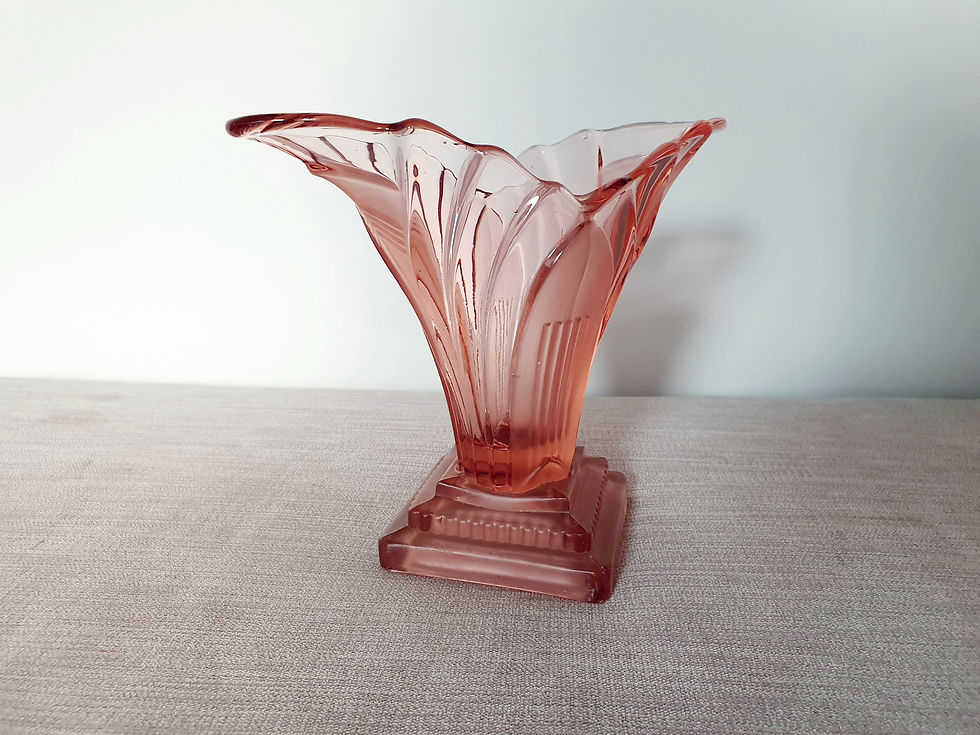 Thumbnail: Walther & Sohne Pink Greta Vase